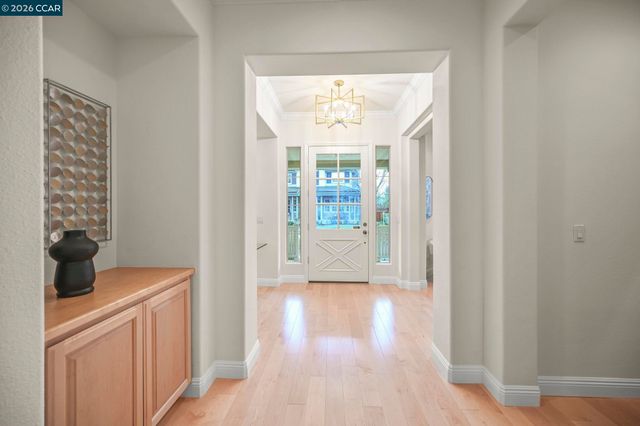 135 Diablo Ranch Court, Danville, CA 94506