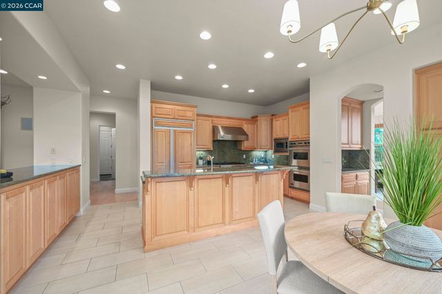 135 Diablo Ranch Court, Danville, CA 94506