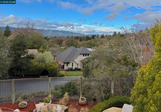 135 Diablo Ranch Court, Danville, CA 94506