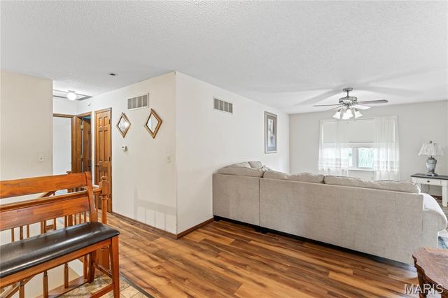 3709 Candlewyck Club Drive A, Florissant, MO 63034