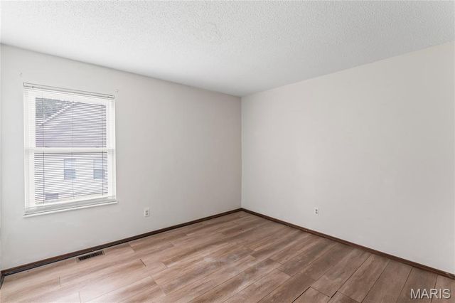 3709 Candlewyck Club Drive A, Florissant, MO 63034