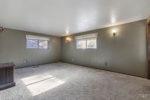 2515 East 3700 North, Twin Falls, ID 83301