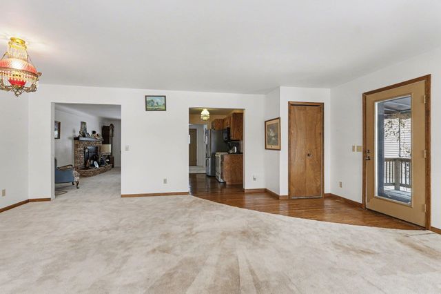 225 Lagoon Beach Drive, Bay City, MI 48706