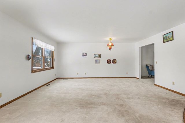 225 Lagoon Beach Drive, Bay City, MI 48706