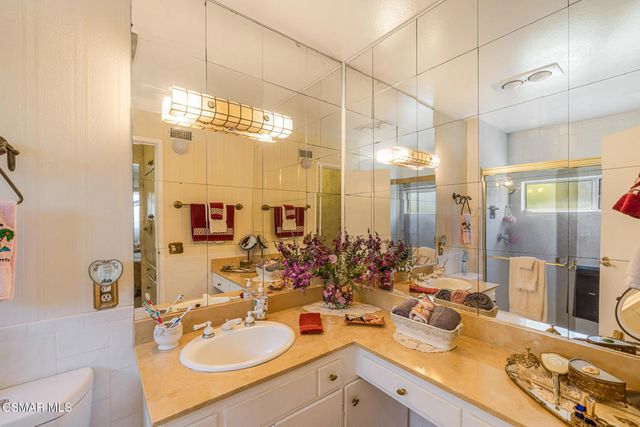 2991 Theresa Drive, Newbury Park, CA 91320