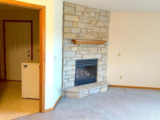 6811 York Place N 4, Brooklyn Center, MN 55429