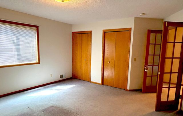 6811 York Place N 4, Brooklyn Center, MN 55429