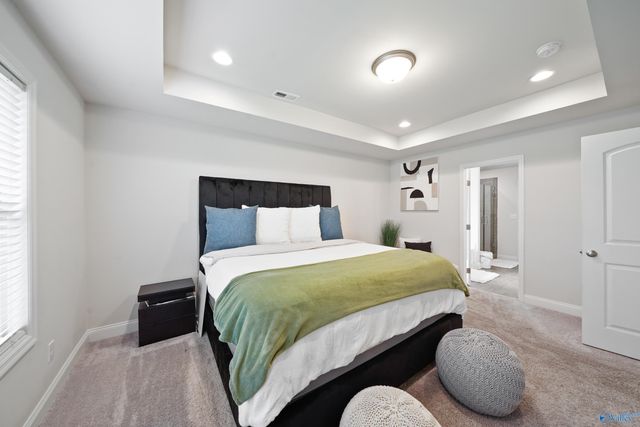 6077 Thorntons Way Circle, Huntsville, AL 35810