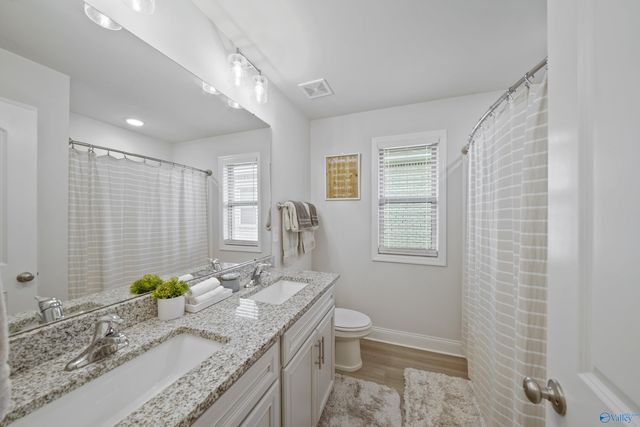 6077 Thorntons Way Circle, Huntsville, AL 35810