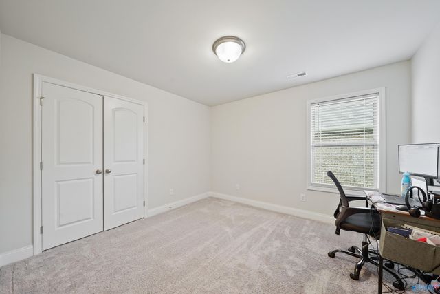 6077 Thorntons Way Circle, Huntsville, AL 35810