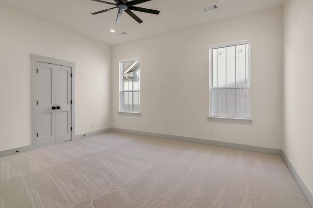 207 W 7th Street, Justin, TX 76247