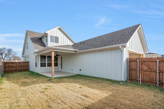 207 W 7th Street, Justin, TX 76247