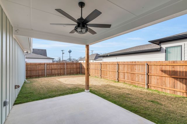 207 W 7th Street, Justin, TX 76247