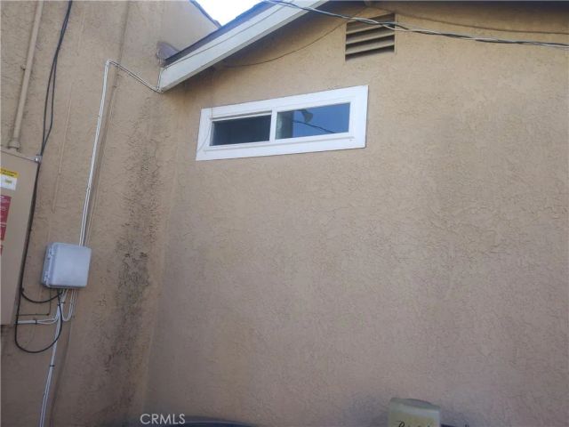 2035 W 71st, Los Angeles, CA 90047