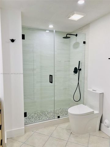 3500 Coral Way 1102, Miami, FL 33145