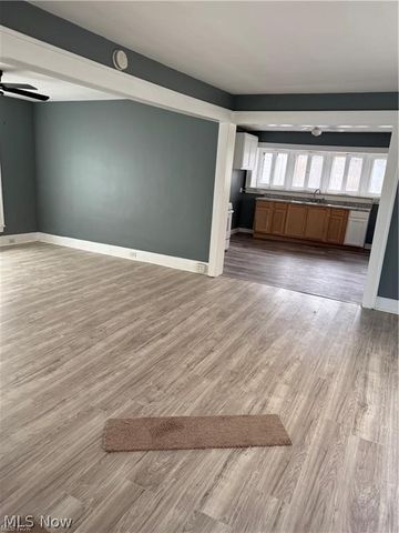 1854 Hastings Avenue, Cleveland, OH 44112