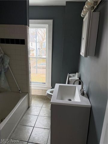 1854 Hastings Avenue, Cleveland, OH 44112