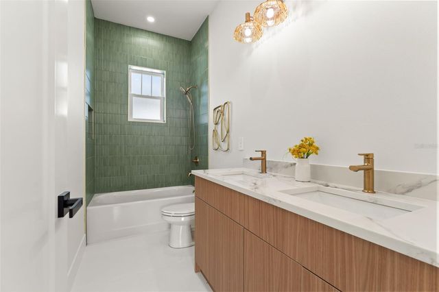 10164 HODSON PLACE, Seminole, FL 33776