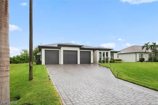 3213 NW 9th ST, Cape Coral, FL 33993
