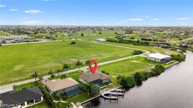 3213 NW 9th ST, Cape Coral, FL 33993