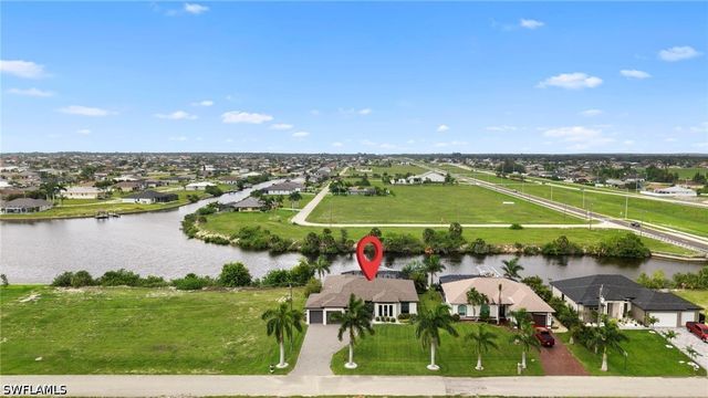3213 NW 9th ST, Cape Coral, FL 33993