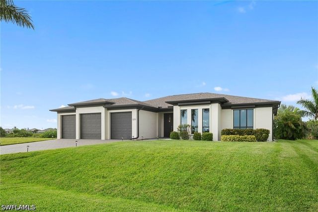 3213 NW 9th ST, Cape Coral, FL 33993