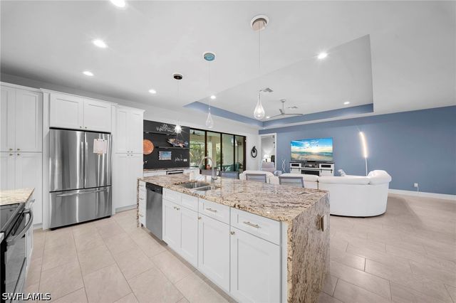 3213 NW 9th ST, Cape Coral, FL 33993