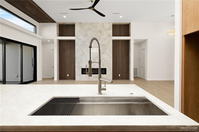 1704 S Middleton Street, Edinburg, TX 78539