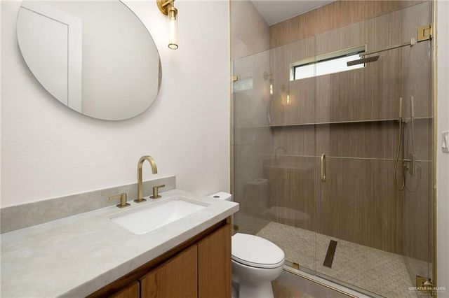 1704 S Middleton Street, Edinburg, TX 78539