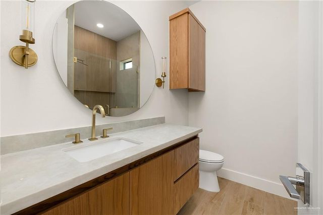 1704 S Middleton Street, Edinburg, TX 78539