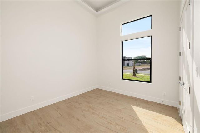 1704 S Middleton Street, Edinburg, TX 78539