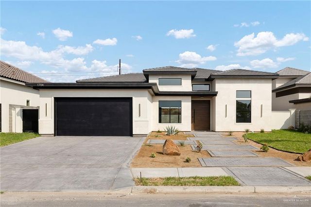 1704 S Middleton Street, Edinburg, TX 78539