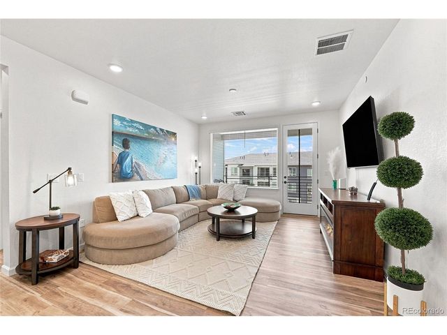 9480 Accord Ln 301, Parker, CO 80134