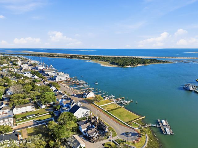 2695 Highway 70 Beaufort, Beaufort, NC 28516