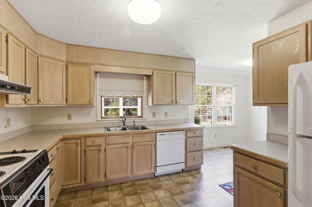 2695 Highway 70 Beaufort, Beaufort, NC 28516