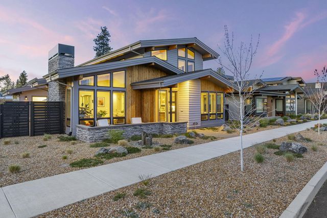 3202 NW Strickland Way, Bend, OR 97703