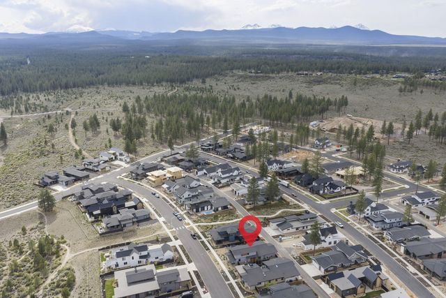 3202 NW Strickland Way, Bend, OR 97703