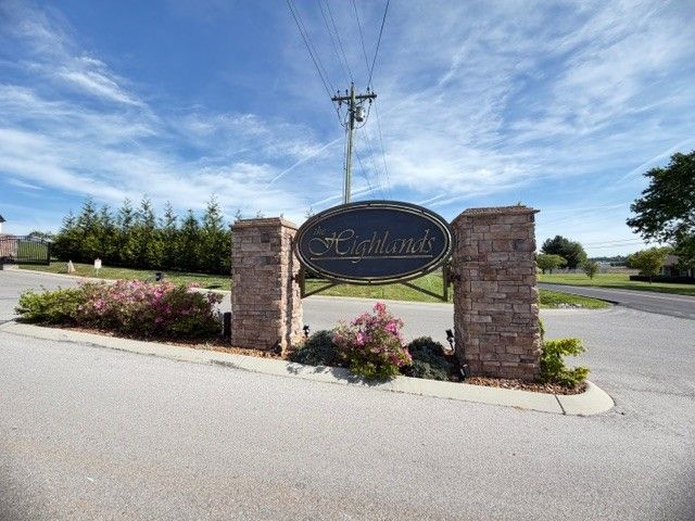 114 Edgefield Ct, Winchester, TN 37398