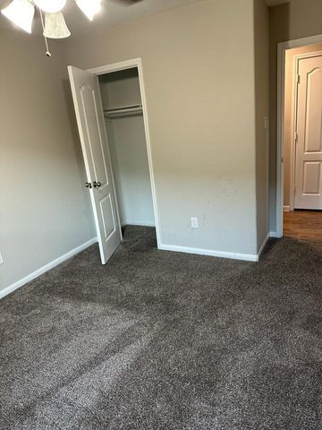 8617 Explorer Drive, Texas City, TX 77591