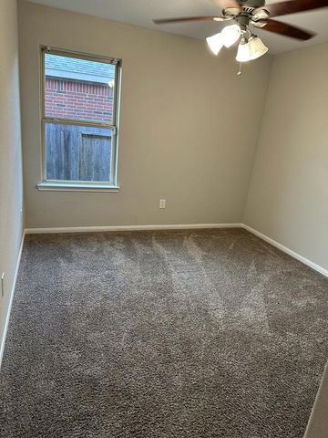 8617 Explorer Drive, Texas City, TX 77591