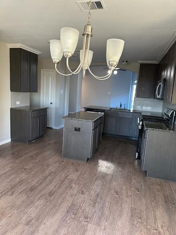 8617 Explorer Drive, Texas City, TX 77591