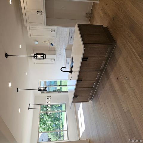 18506 Stallmann Drive, Macomb, MI 48042