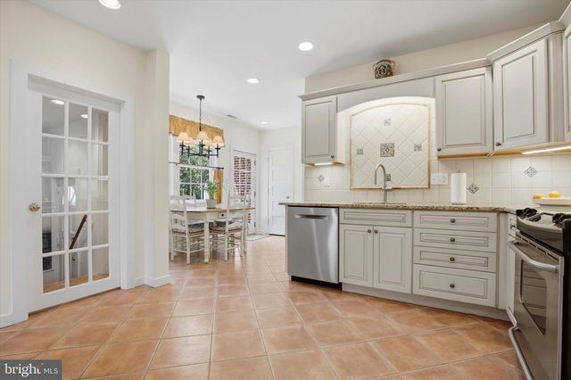 501 RODMAN AVE, Jenkintown, PA 19046