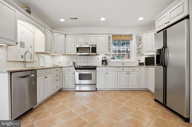 501 RODMAN AVE, Jenkintown, PA 19046