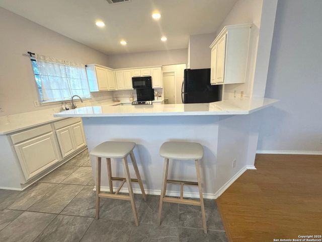 206 Mesa Loop, San Antonio, TX 78258