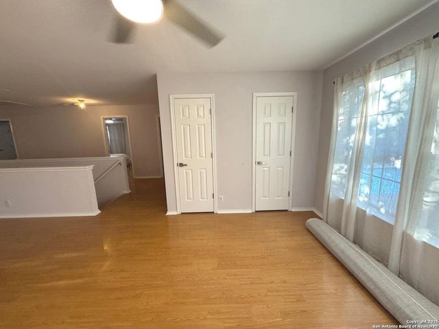 206 Mesa Loop, San Antonio, TX 78258