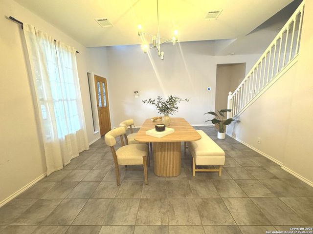 206 Mesa Loop, San Antonio, TX 78258