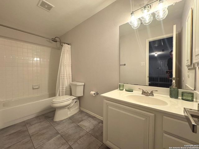 206 Mesa Loop, San Antonio, TX 78258