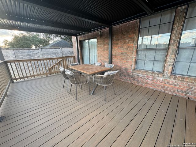 206 Mesa Loop, San Antonio, TX 78258