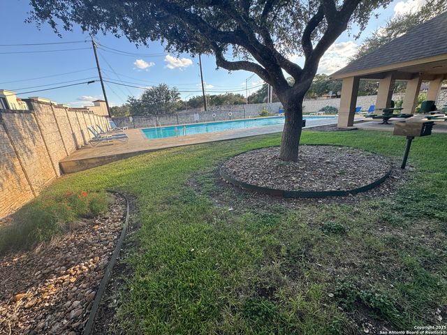 206 Mesa Loop, San Antonio, TX 78258